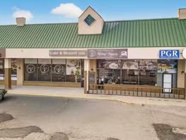 8278 175 Street Nw, Edmonton, AB, T5T 1V1 commercial for sal.