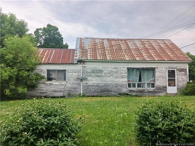 827 Central St. Centreville, NB, E7K 2B8 vacant land for sale | Listing ID NB141909 | Royal LePage