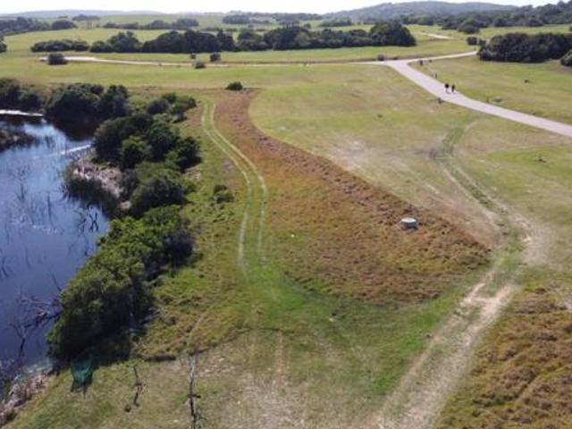 827 m² Land available in Kenton on Sea