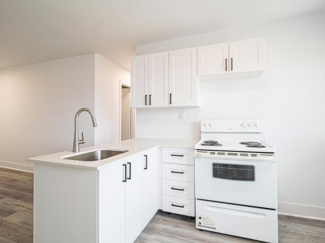 8281 Av. des Vendéens 2 Beds 1 Bath [object Promise] for Rent