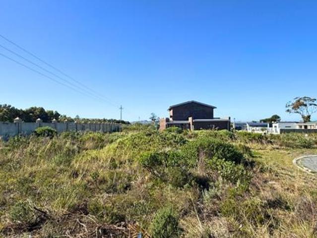 828 m² Land available in Franskraal