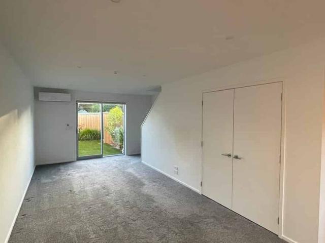 8/295 Armagh Street