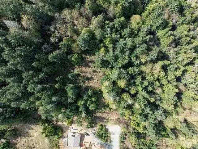 8293 Island Hwy North, Lantzville, BC, V0R 2H0 vacant land f.