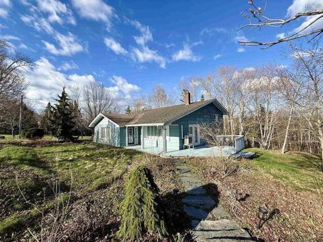 82 & 86 Pulsifer Road, Wittenburg, NS, B0N 2J0 house for sale | Listing ID 202610 | Royal LePage