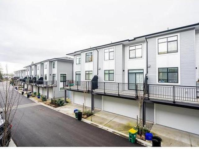 82 15 Sitka Drive, Surrey, BC, V3S 0A9 townhouse for sale | Listing ID R2980 | Royal LePage