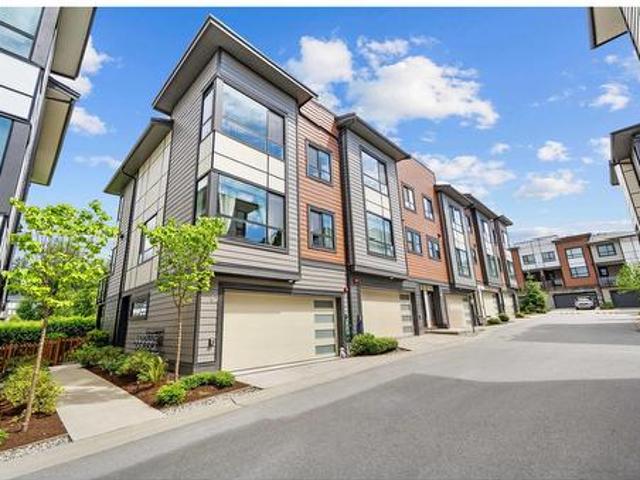 82 2015 Avenue, Langley, BC, V2Y 3L8 house for sale | Listing ID R3142 | Royal LePage