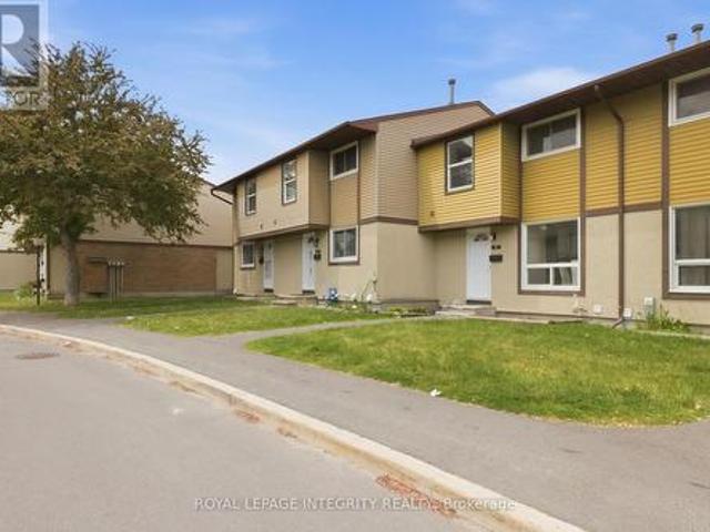 82 2570 Southvale Crescent, Ottawa, ON, K1B 5B7 townhouse for sale | Listing ID X13420 | Royal LePage