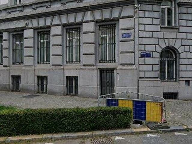 82 3848 m2 office space for rent in Stad Brussel