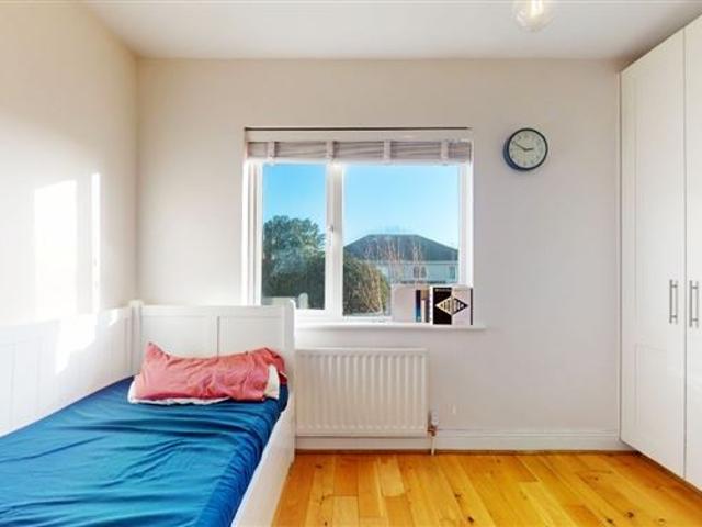 295,000 | 82 Thorn Chase, Rush, Dublin Leonard Wilson Keenan 4971 MyHome. Ie Residential