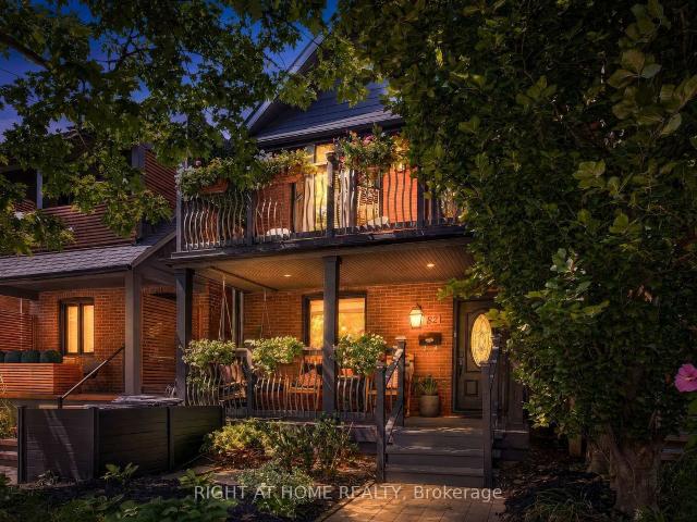 82 Arlington Avenue in Toronto: Wychwood House for lease Toronto C02: MLS®# C13697664