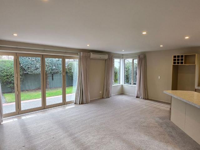 82 Bowhill Road, New Brighton, NZ 8083