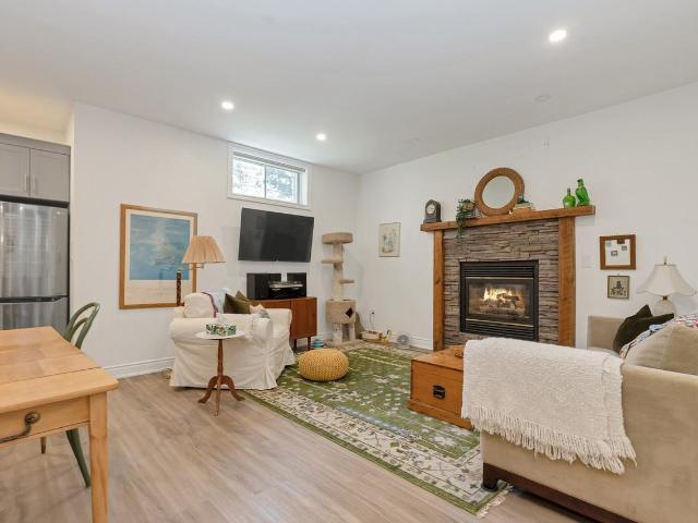 82 Chalmers Dr, Barrie, ON L4N 8A6, Canada 2 Bedroom Apartment for Rent at 82 Chalmers Dr, Barrie, ON L4N 8A6 Painswick South