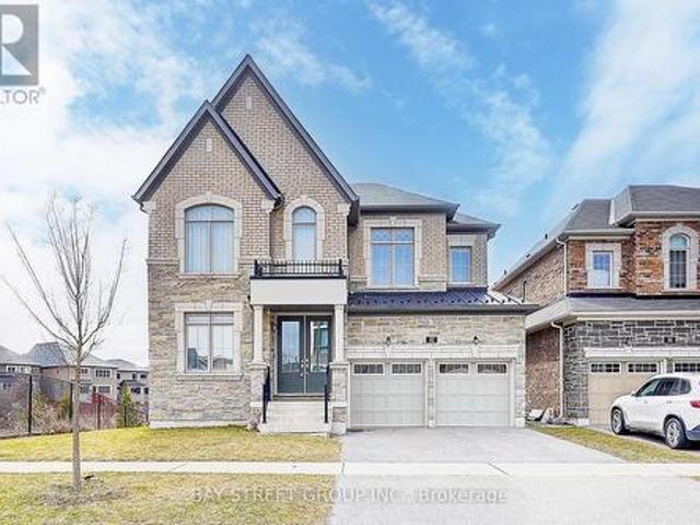 82 Conklin Crescent, Aurora, ON, L4G 0Z2 house for sale | Listing ID N12074 | Royal LePage