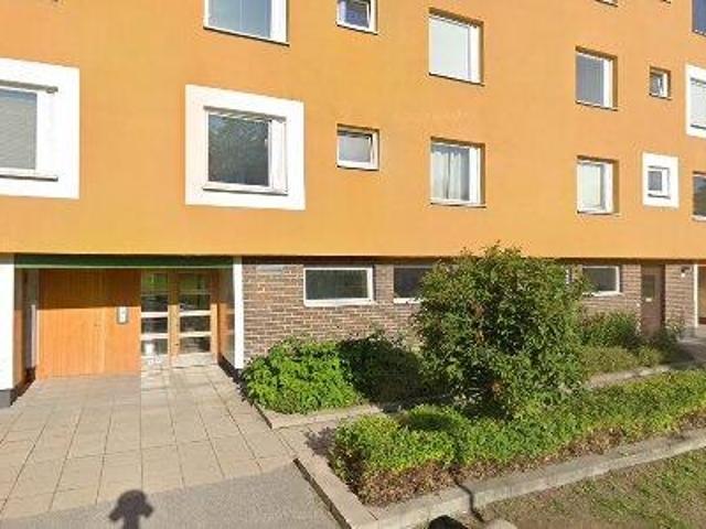 82 m2 lägenhet uthyres i Botkyrka