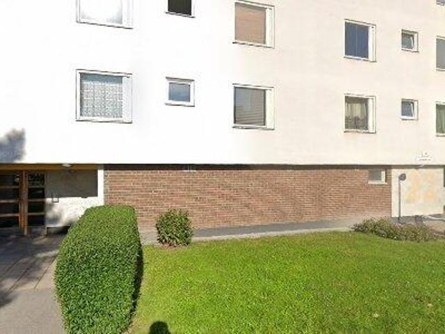 82 m2 lägenhet uthyres i Botkyrka