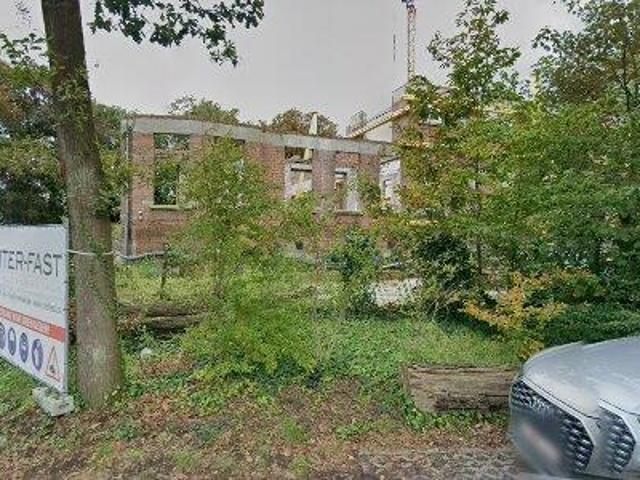 82 m2 office space for sale in Sint Niklaas