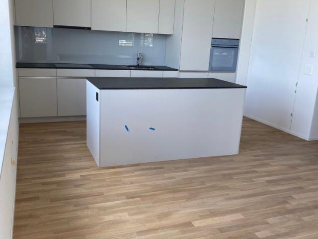 82 m²