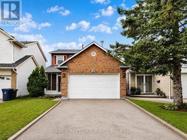 82 Radwell Crescent, Toronto, ON, M1V 2J5 house for sale | Listing ID E13541 | Royal LePage