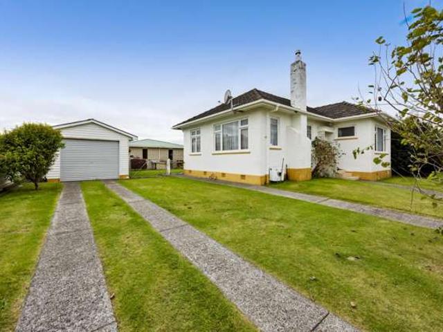 82 Railway Street, Eltham, South Taranaki