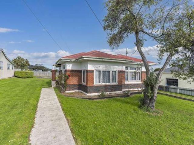 82 Salcombe Street, Kaitangata, Clutha