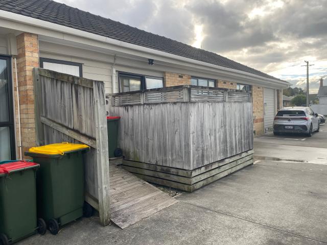 82b Clyde Street