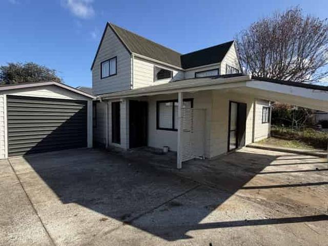 82b Panorama Road, Mount Wellington, Auckland City