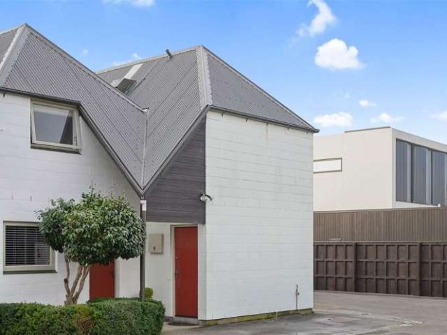 8/30 Clissold Street, Merivale, Christchurch City