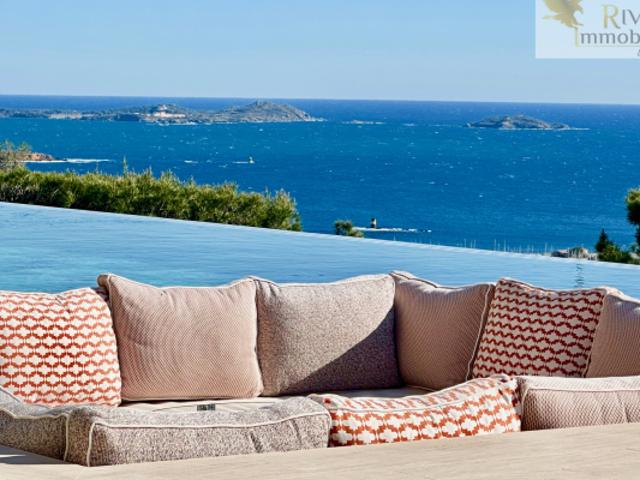 83150 BANDOL EXCLUSIVITE VILLA DE PRESTIGE VUE MER PANORA