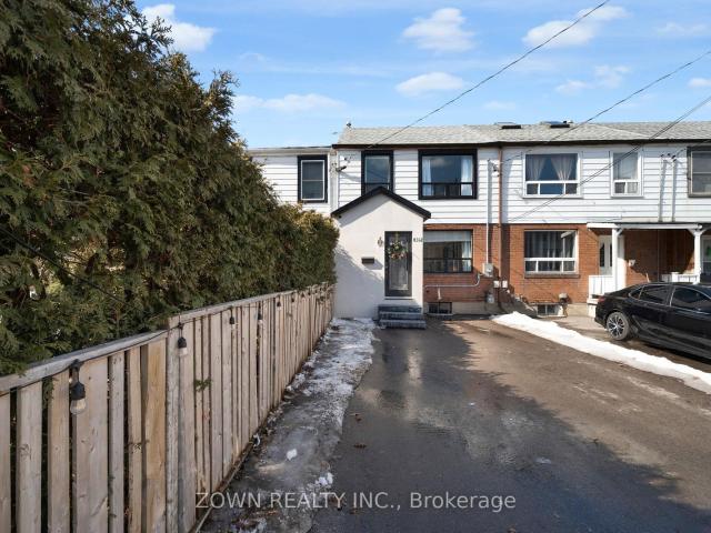 8312 Kipling Avenue, Woodbridge | For Sale @ $724,999 | Condos. Ca