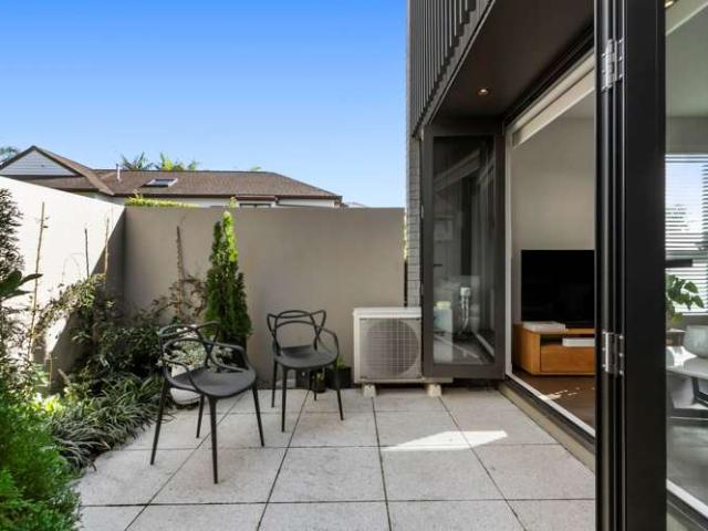 8/32 Dudley Road, Mission Bay, Auckland City