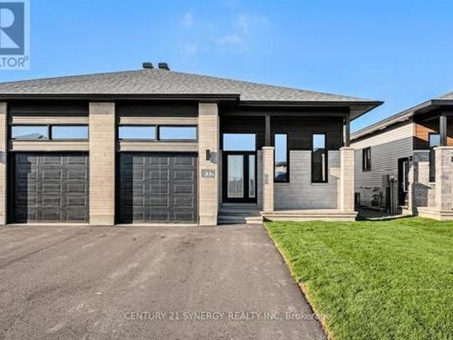 832A Namur, Russell, ON, K0A 1W0 house for lease | Listing ID X13484 | Royal LePage