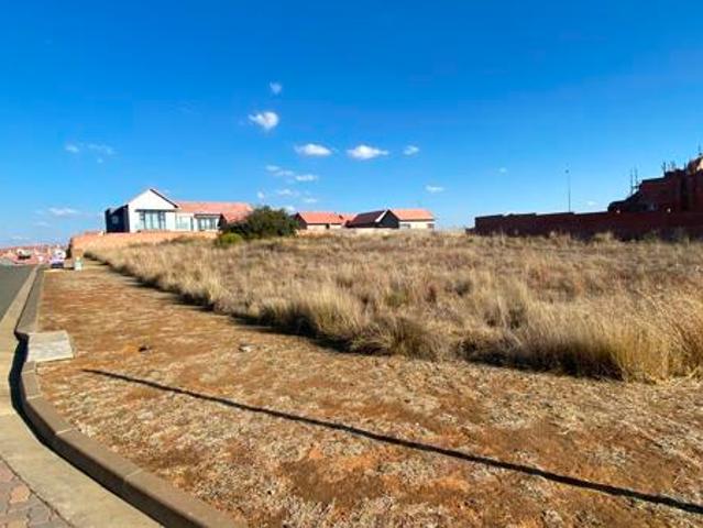 833 m² Land available in Wild Olive Estate