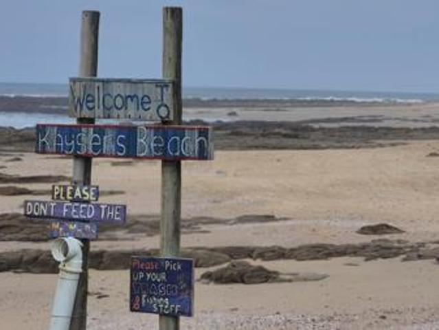 833 m² Land available in Kidds Beach