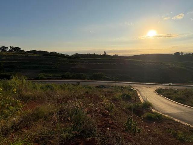 833 m² Land available in Seaton Estate