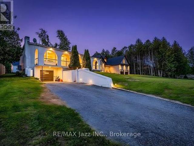835 Cedar Glen Road, Kawartha Lakes Verulam, ON, K0M 1L0 house for sale | Listing ID X13449 | Royal LePage
