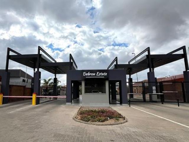 835 m² Land available in Bendor Park