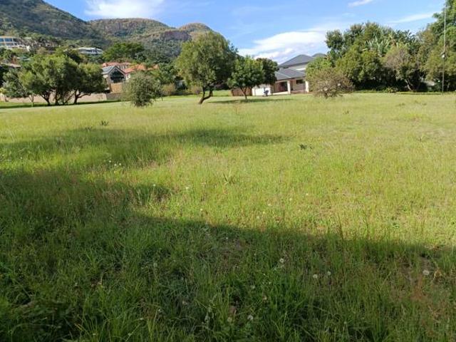 835 m² Land available in Kosmos Ridge Estate