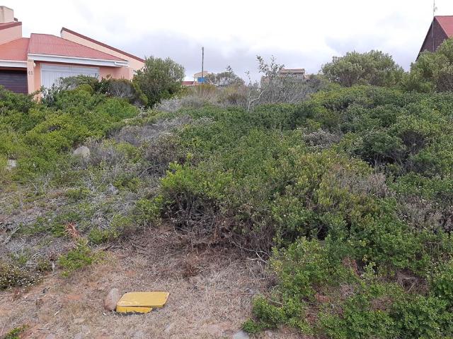 837 m² Land available in Boggomsbaai