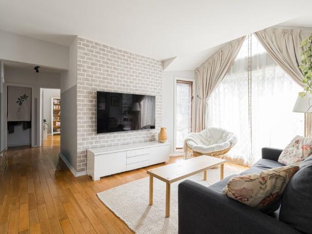 839 Ch. du Bord du Lac Lakeshore, #2