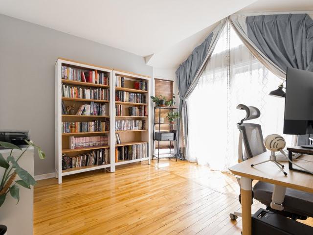 839 Ch. du Bord du Lac Lakeshore, #2
