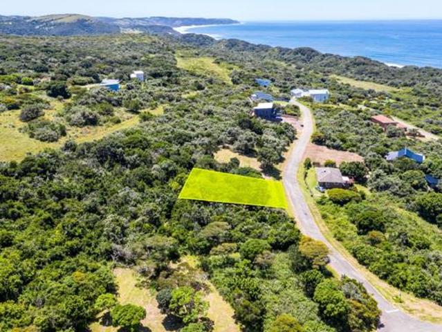839 m² Land available in Cintsa