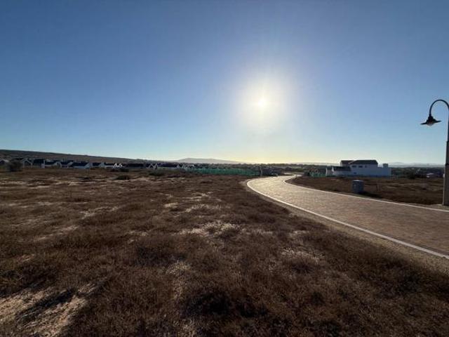 839 m² Land available in Langebaan Country Estate