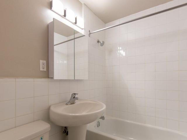 839 Roselawn Avenue 2 Bedroom Apartment for Rent at 839 Roselawn Ave, Toronto, ON M6B 1B5 Briar Hill Belgravia