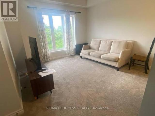 87 677 Park Road N, Brantford, ON, N3R 0C2 townhouse for lease | Listing ID X13471 | Royal LePage