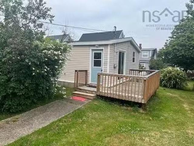 87 Church Street, Inverness, NS, B0E 1N0 house for sale Lis.