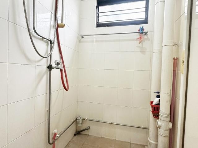 87 Circuit Road HDB Apartment For Sale, $350,000, 2 Bed 1 Bath 646 sqft $542.00 psf