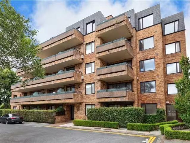 87 Merrion Village Ballsbridge Dublin 4, Ballsbridge, Dublin 4.