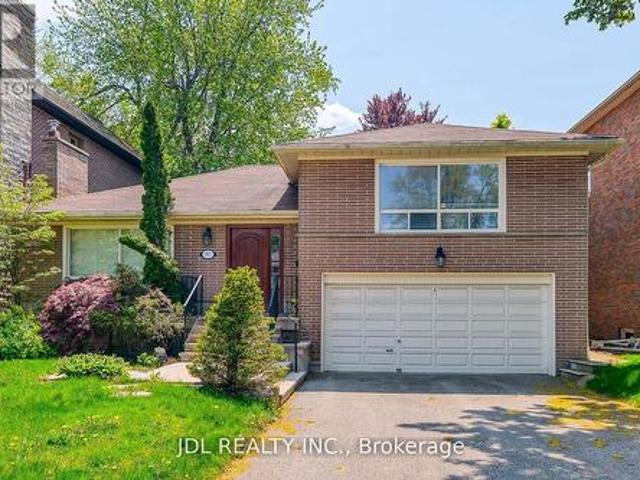 87 Munro Boulevard, Toronto, ON, M2P 1C5 house for lease | Listing ID C13591 | Royal LePage