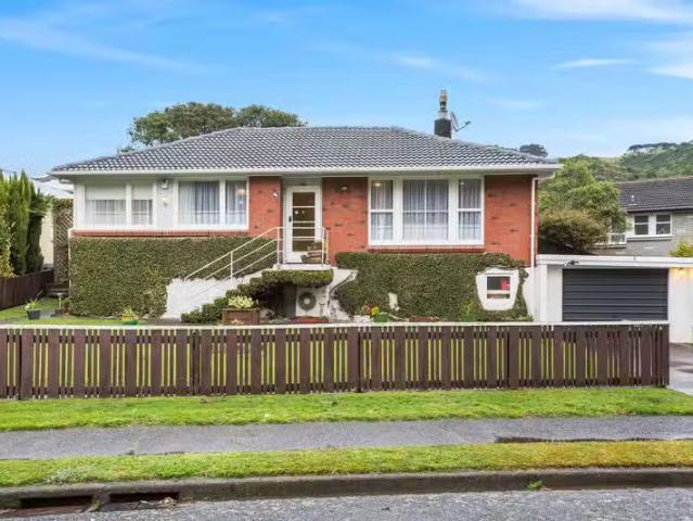 87 Rangituhi Crescent, Takapuwahia, Porirua City For Sale