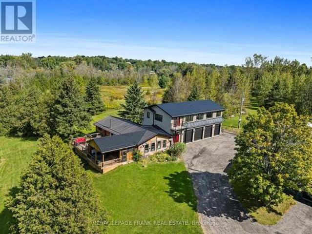 87 River Street, Scugog, ON, L0C 1G0 Luxury House for sale | Listing ID E11989 | Royal LePage Carriage Trade Luxury Properties